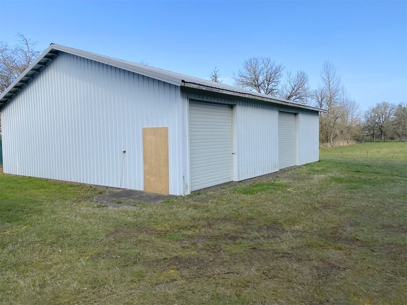 Excellent Land Development Opportunity: 1441 W Main St, Molalla, OR 97038